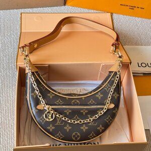 Louis Vuitton Chain Bags, Wallets